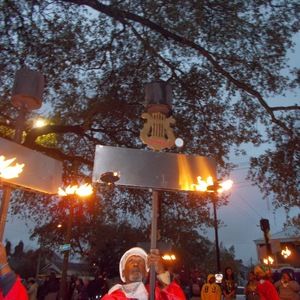 Meet your Posher, Santha